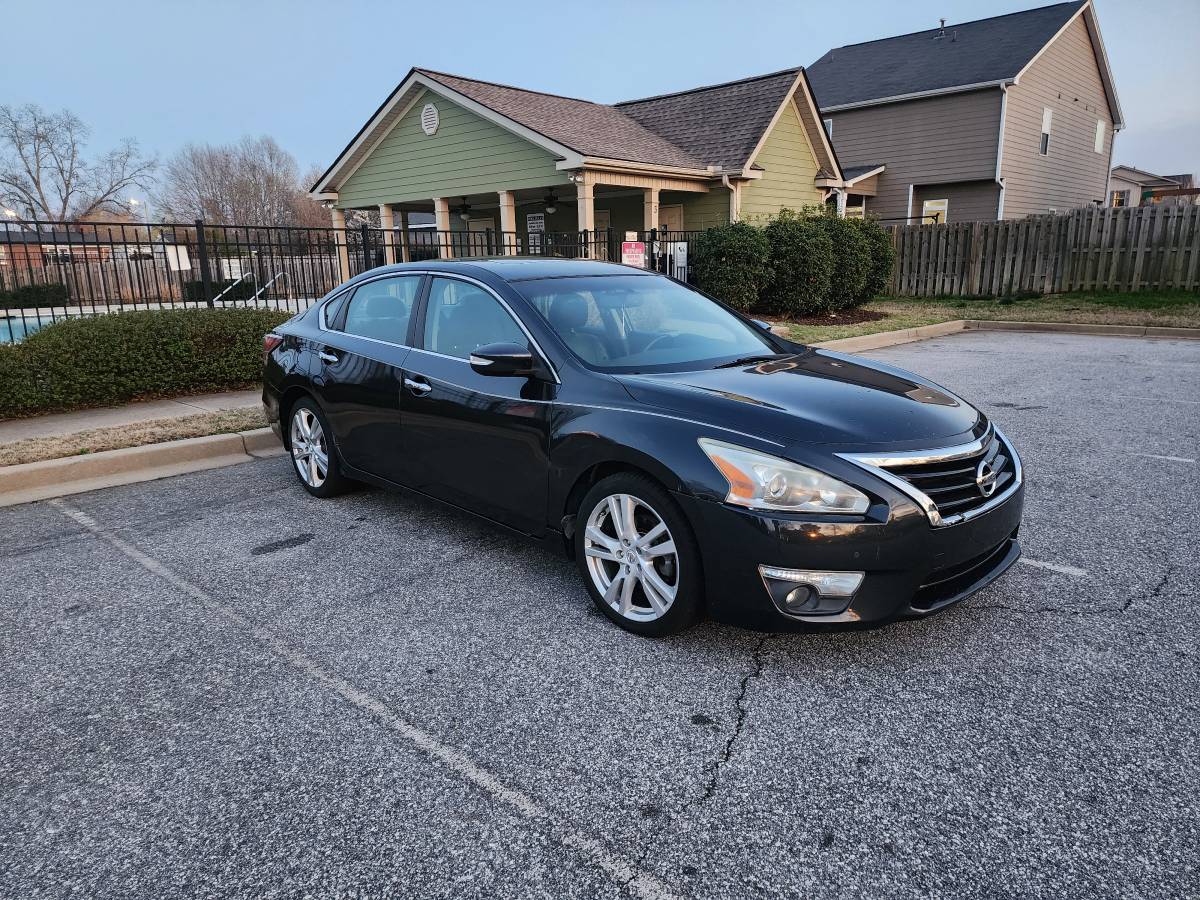 Nissan Altima 2.5 SR