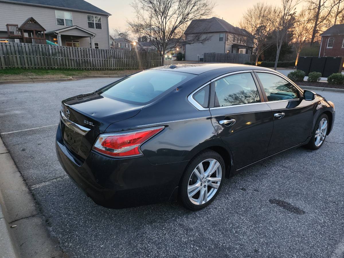 Nissan Altima 2.5 SR