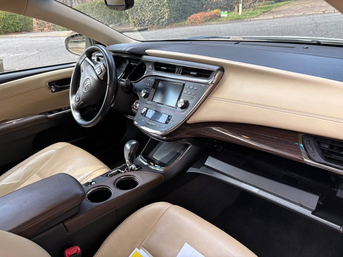 Toyota Avalon Limited